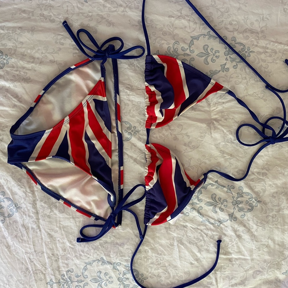 Flag string bikini